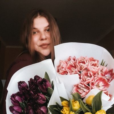 Амбасадорка крафтового зефіру та маршмелок 🤗 ❤️маленькі хочу ❤️https://t.co/q1xElT6INz
