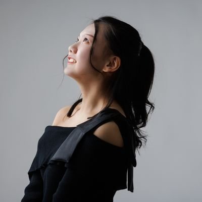 河原学園 声優タレント科4期卒業。
ダンスが好きな さえぴ〜です❦
役者奮闘中🔥
ASOBI SYSTEM OSAKA
◼️8月 都内『ミュージカル舞姫』
■12月 大阪ABCホール『Wish of Witch~灼熱の後継者~』