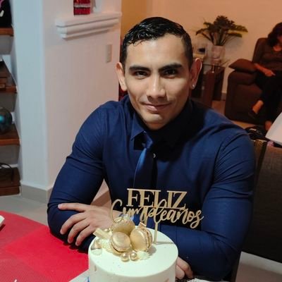 Secretario de colegiado (a título personal) amante del boxeo, películas y fenómenos socio jurídicos.
https://t.co/xwkzQU7RTw?
Autor de Yanabel y PAyC