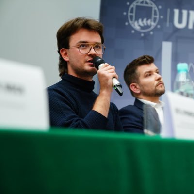 Radny miejski @LewicaLubelskie, Radny Dzielnicy Kośminek, student romanistyki na UMCS, amator świata i jego mieszkańców