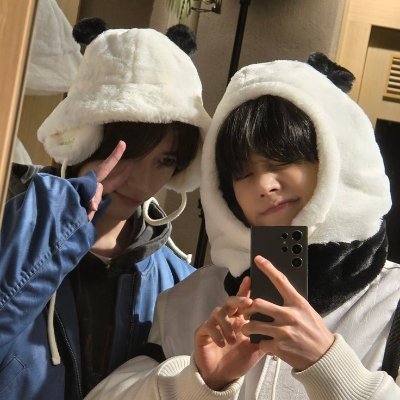 yeoniebeom Profile Picture