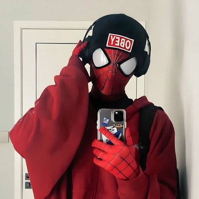 MushyKeycaps's profile picture. journaling my coding journey