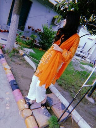 Sameenwth's profile picture. The very tired girl✨

(Follow for follow back)