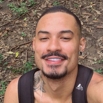 silêncio, pois nos próximos dias serei completamente alienado pelo bbb