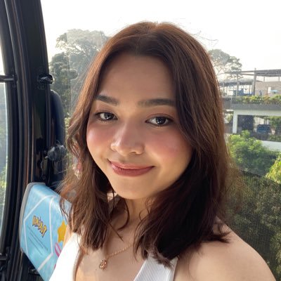 grcs_chrstne's profile picture. Meet me at midnight