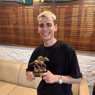 DimitriGiannak4's profile picture. 