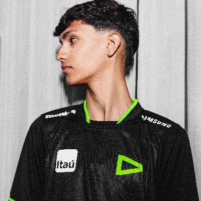 LIGERIN, 17 anos, RJ
Pro Player at @loudgg
✉ agencia@loud.gg