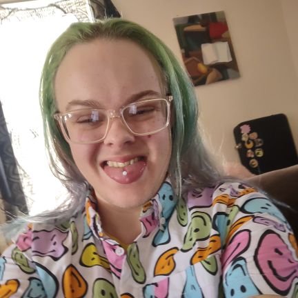 DandelionDisas1's profile picture. he/they/she/it dissociative neurodivergent tired, busy, a little bit all over the place and not quite one person