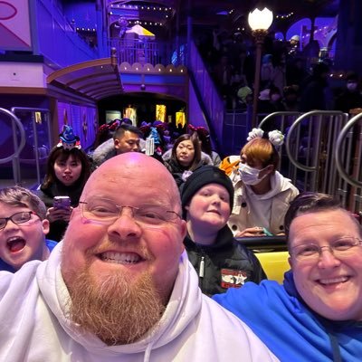 Jonezeyz's profile picture. 