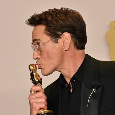 downeygf's profile picture. rdj everyday 🦙