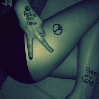 Diddy_Rock's profile picture. Woman. Boricua. Artist. Designer. Writer.