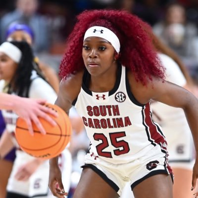 Just a city girl from the A!!!! HollywoodRaven25. South Carolina Gamecock!!!!