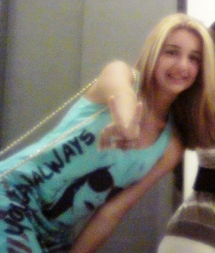 JuliaLeme2's profile picture. 