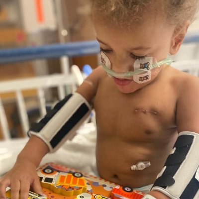 Lennox is a 4 year old boy who was diagnosed with Dravet Syndrome as an infant. This page is ran by his mother who is his caregiver, advocate and ambassador.