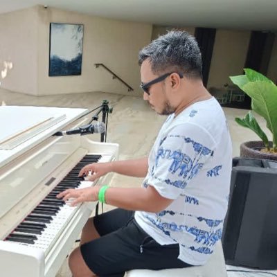 padsanaol's profile picture. Grateful. #missiotravelathon