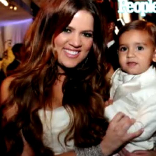 Updates, News, Everything on The Kardashians, i love khloe, and she loves tweeting me!!