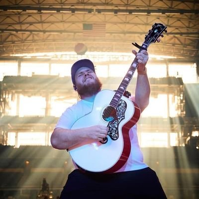 Hello Dear
Thanks for your support so far 
Feel free to tell me what you like about 
Luke Combs

This is a private fan page