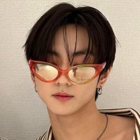 p (@sapphirine__) 's Twitter Profile