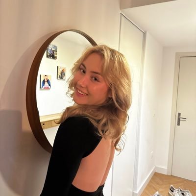 fvrgaia's profile picture. 