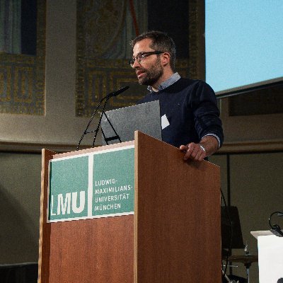 Historiker und Koordinator MA Osteuropastudien @LMU_Muenchen. Alumnus @UCLSSEES. Vater von Töchtern.