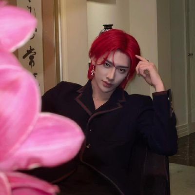 rollanaa46's profile picture. I keep #성한빈 in my heart 
esp #ricky  😭🔥❤