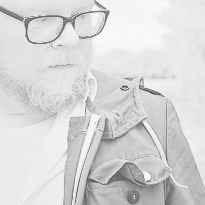 ERNSTchen's profile picture. Musiker, Songwriter & Komponist, Politiktoker, Konferenztechniker, Medienwissenschaftler, Spaßvogel & Klugscheißer. 

https://t.co/jVRGKjwuxn