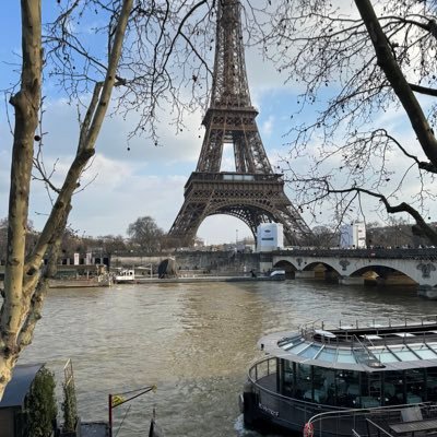 Paris Romance is your travel Guide in Paris. Follow us for free our free travel tips! We also offer photography & videography in the City Of Love.