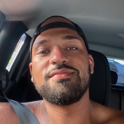 gabrielrodrigcn's profile picture. Advogado, maloqueiro e sofredor.