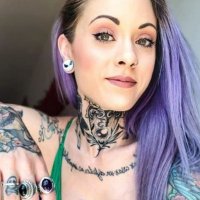 Julie (@barbyslut) 's Twitter Profile