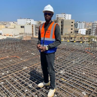 ¡ hala madrid y nada mas!/ Allez OM⚽️ Real Madrid 💉 Olympique de Marseille ❤ technicien Supérieur en Génie-civil 👷‍♂️🏗