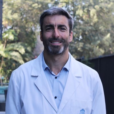 Medical Oncologist, Pontificia Universidad Católica Chile.
Breast cancer Clinical and research fellow Hospital Clinic Barcelona.