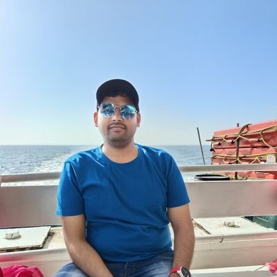 vino1604's profile picture. human😀