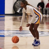 BIG KEN (@aaliyahkennadi) 's Twitter Profile Photo