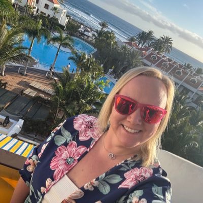 mel_lovegrove_ Profile Picture