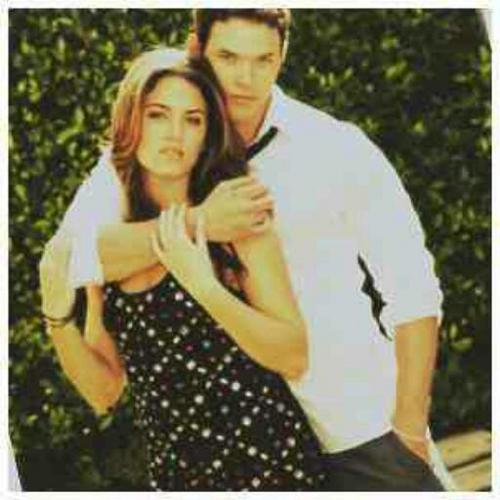 EmmettSexyRose's profile picture. I'm Rosalie I'm I love with the most wonderful man in the world he stole my heart with just one smile @GrizzlyBearEmm_  (RP-18+) [No Drama]