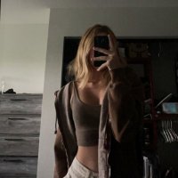 Alice (@fajaritonk) 's Twitter Profile
