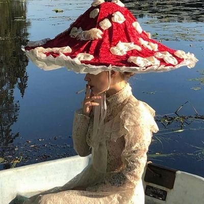 Heal and evolve🍄🍄♥️
Defeat depression, anxiety, PTSD, migraine and more with 🍄s
Stay close to nature for it heals🍄♥️♥️
telegram below ✌️