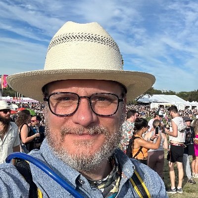 Writer, artist, marketer, entrepreneur and avid collector of Open Road and Stratoliner hats. Living it up in Austin, Texas.