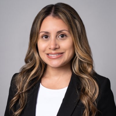 AmandaNapier_'s profile picture. FM & IM Residency Applicant | US-IMG 🇺🇸🇹🇹 | ECFMG-certified | UCI & USC Alum | Yoga 🧘🏻‍♀️Baking 🍞Movie Junkie 📼🎞️