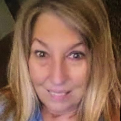 kandi17330's profile picture. 