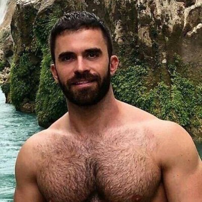 Sports trainer
From Switzerland 
Age 33 Length 182 Weight 87