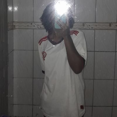 vivendo esperando os 15 minutos de uma vida tranquila e sem problemas acabar