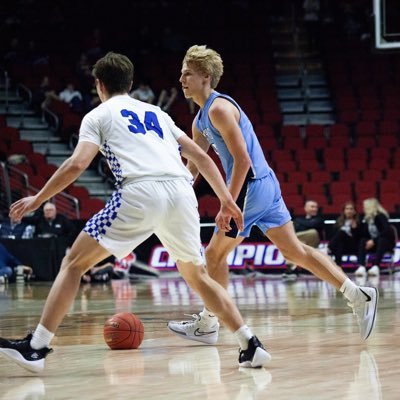 Unity Christian ‘27 | 🏀🏈 | 6’3 170lbs | email - tvandonge27@unity.pvt.k12.ia.us