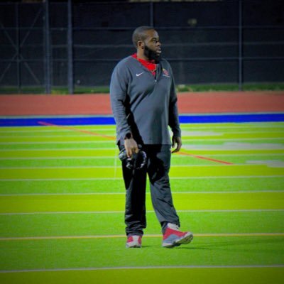 OL/Assistant Offensive Coordinator @MontbelloHigh