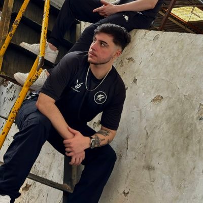 Enzo Mazzo Aziz | Professional R6 player for @fluxogg | https://t.co/6RcH5YUHS5 | 📩 enzomazzoaziz1@gmail.com