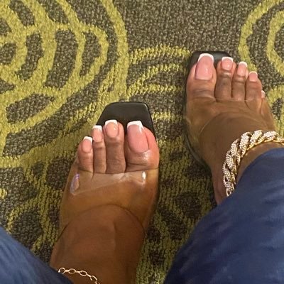 ✨Sz 9.5 Customs🦶🏾Video Chat🦶🏾Live Sessions🦶🏾Sponsored Travel✈️💰💳 **NO NUDITY** 💦Pro drainer🍆💰