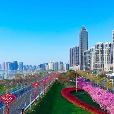 向世界推荐芜湖,让世界了解芜湖!
Recommend Wuhu to the world, let the world know Wuhu!