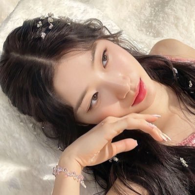 EsponjaMhie's profile picture. dnd now, dmd later | * ‧̍̊˙· 𓆝.° ｡˚𓆛˚｡ °.𓆞 ·˙‧̍̊