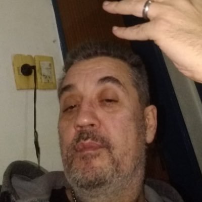 Doctor en medicina. Geriatra especializado grado 5. Deportista. Crypto monedas trading. Divorciado.. LOADING..✏️