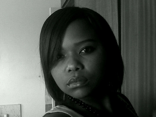 Fun loving, simple, crazy beautiful... I love love, life and everything else...Jesus Rocks!!